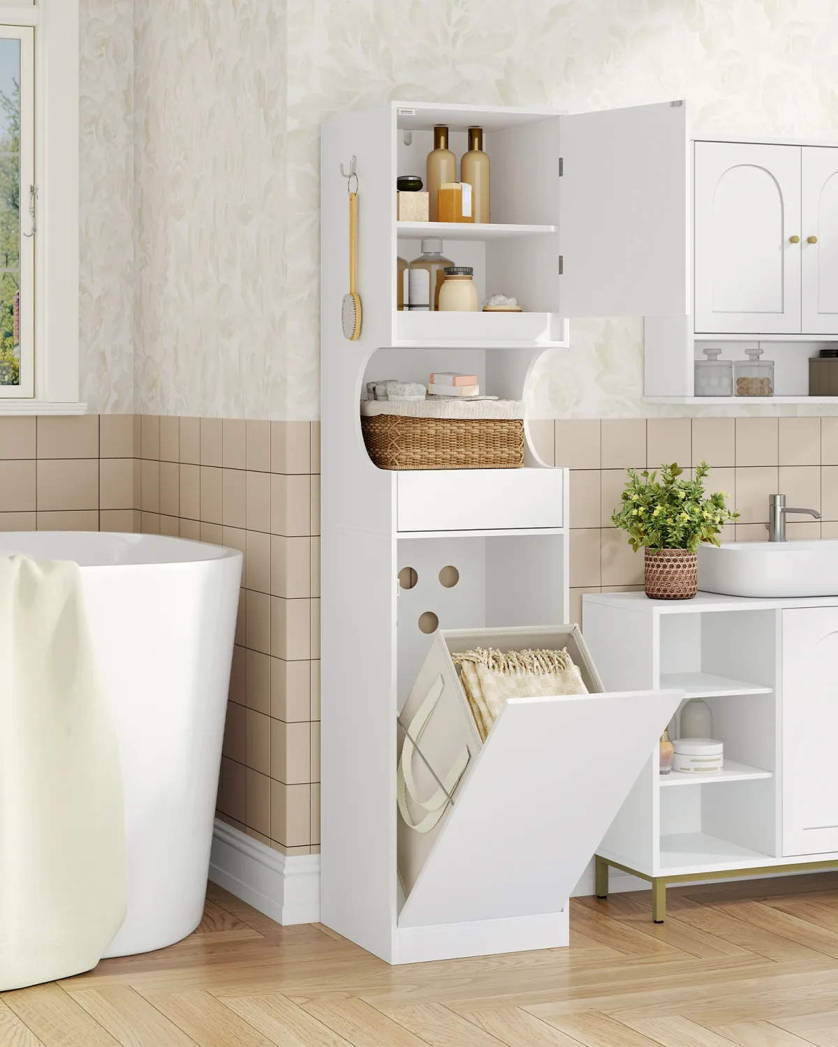 Armoire haute blanche avec panier à linge