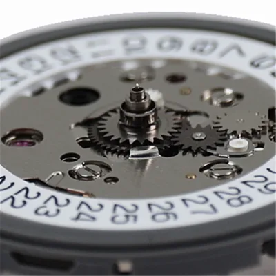 Mouvement de montre automatique GMT quatre aiguilles – image 3